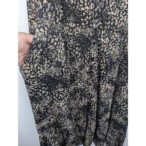 Torrid Leopard Print Super Soft Shirred Button Front Midi Dress - Picture 4 of 8